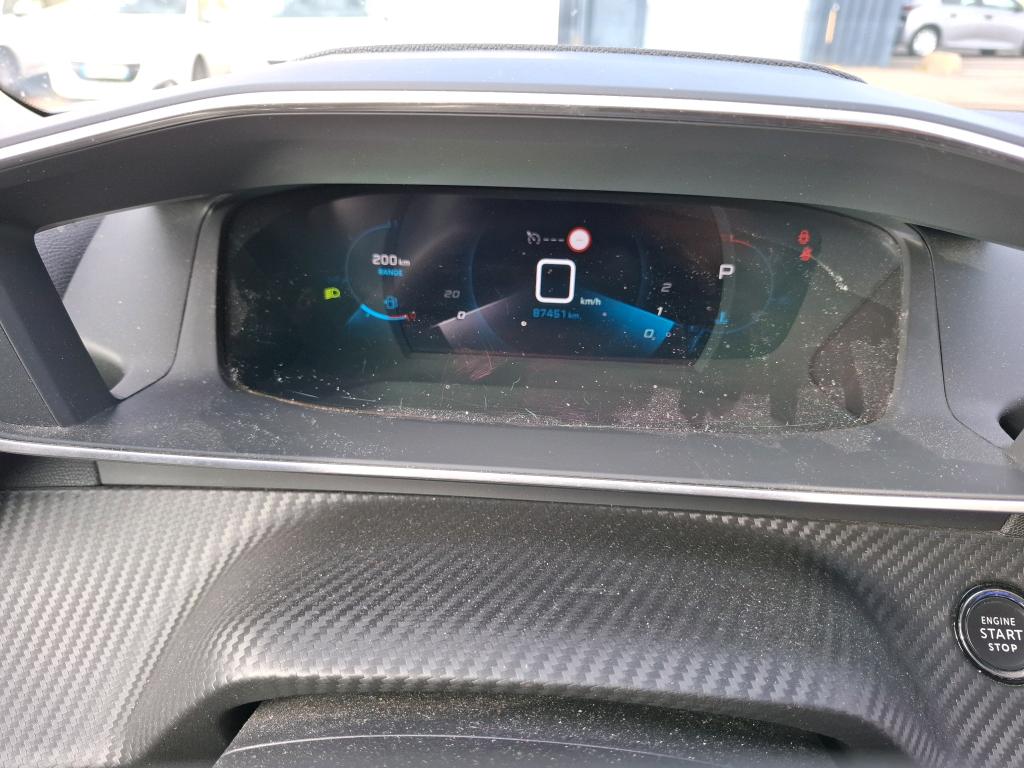 Peugeot 2008 BlueHDi 130 S&S EAT8 Allure Pack 2021