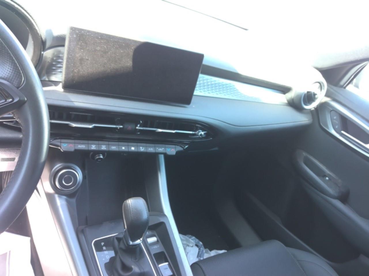 Foto Alfa Romeo Tonale 8
