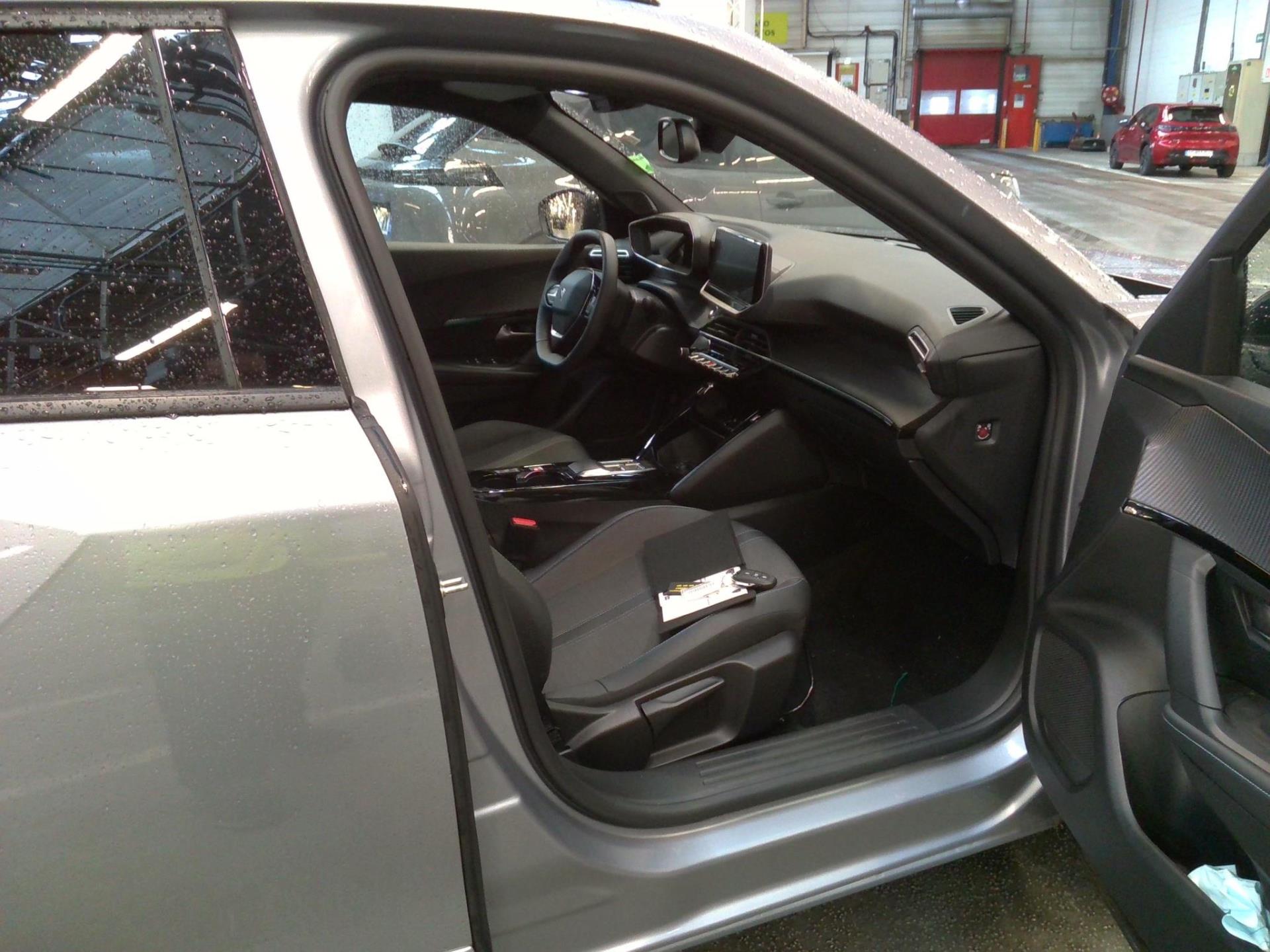 Peugeot 2008 Electrique 136 ch Allure Pack 2023