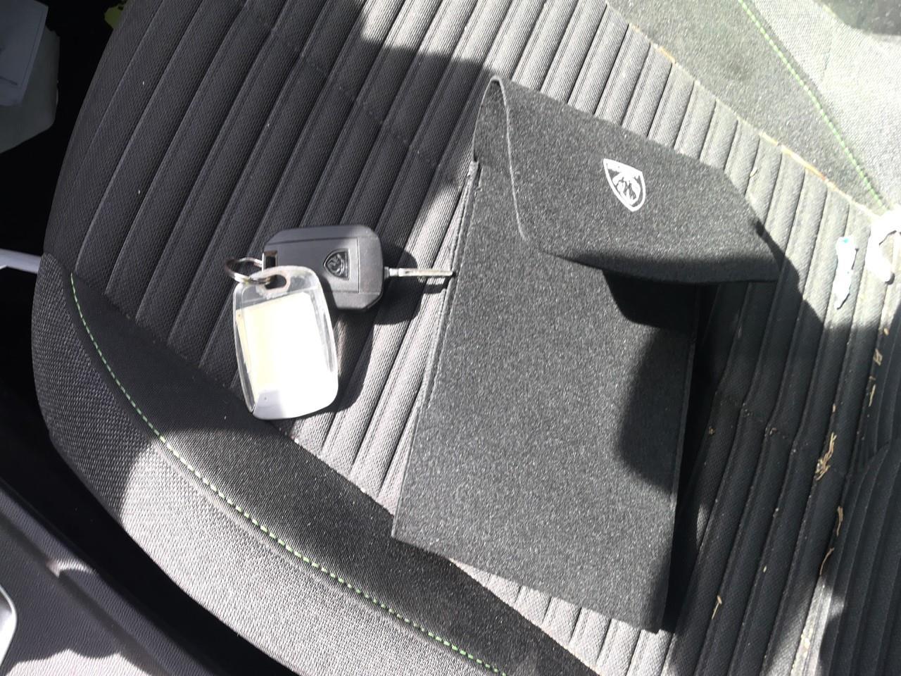 Foto Peugeot 208 14