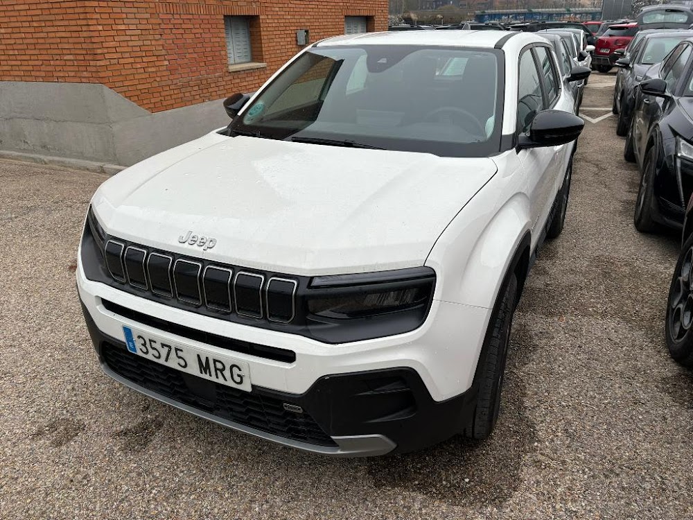 Foto Jeep AVENGER 4