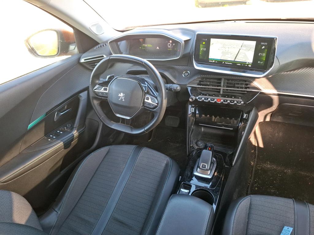 Peugeot 2008 PureTech 130 S&S EAT8 Allure Business 2021