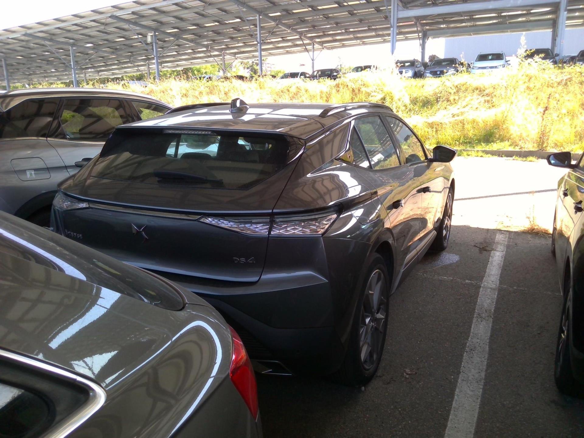 DS DS 4 Hybride E-Tense 225 EAT8 Cross Trocadero 2023