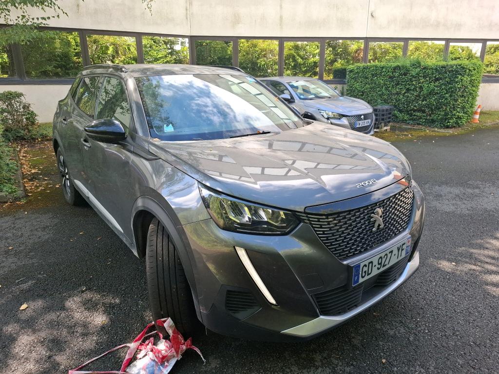 Peugeot 2008 BlueHDi 130 S&S EAT8 Allure Pack 2021