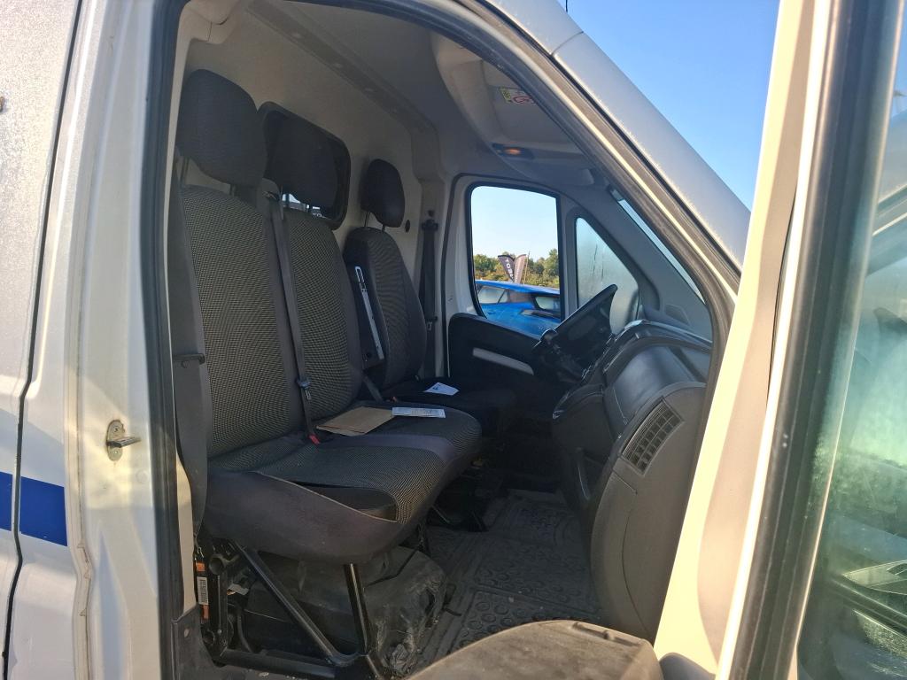 Peugeot BOXER TOLE 335 L2H2 BLUEHDI 120 S&S ASPHALT 2020