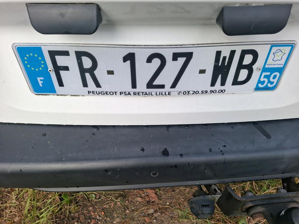 Peugeot PARTNER FOURGON STANDARD 1000 KG BLUEHDI 100 BVM5 PREMIUM 2020