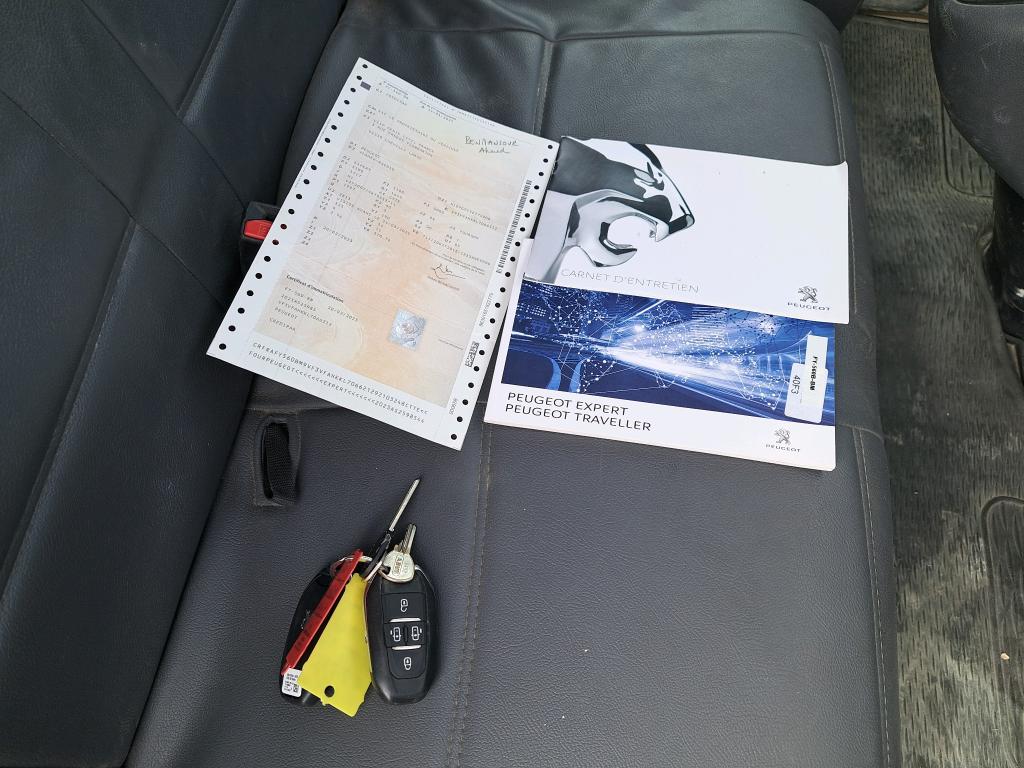 Peugeot EXPERT FGN TOLE STANDARD 2.0 BLUEHDI 120 S&S BVM6 ASPHALT 2021