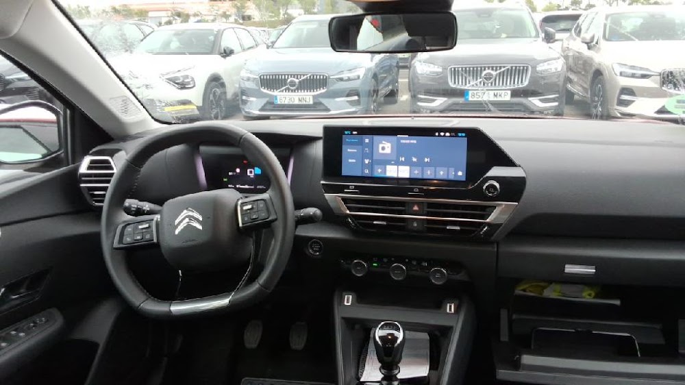 Foto Citroën C4 X 6