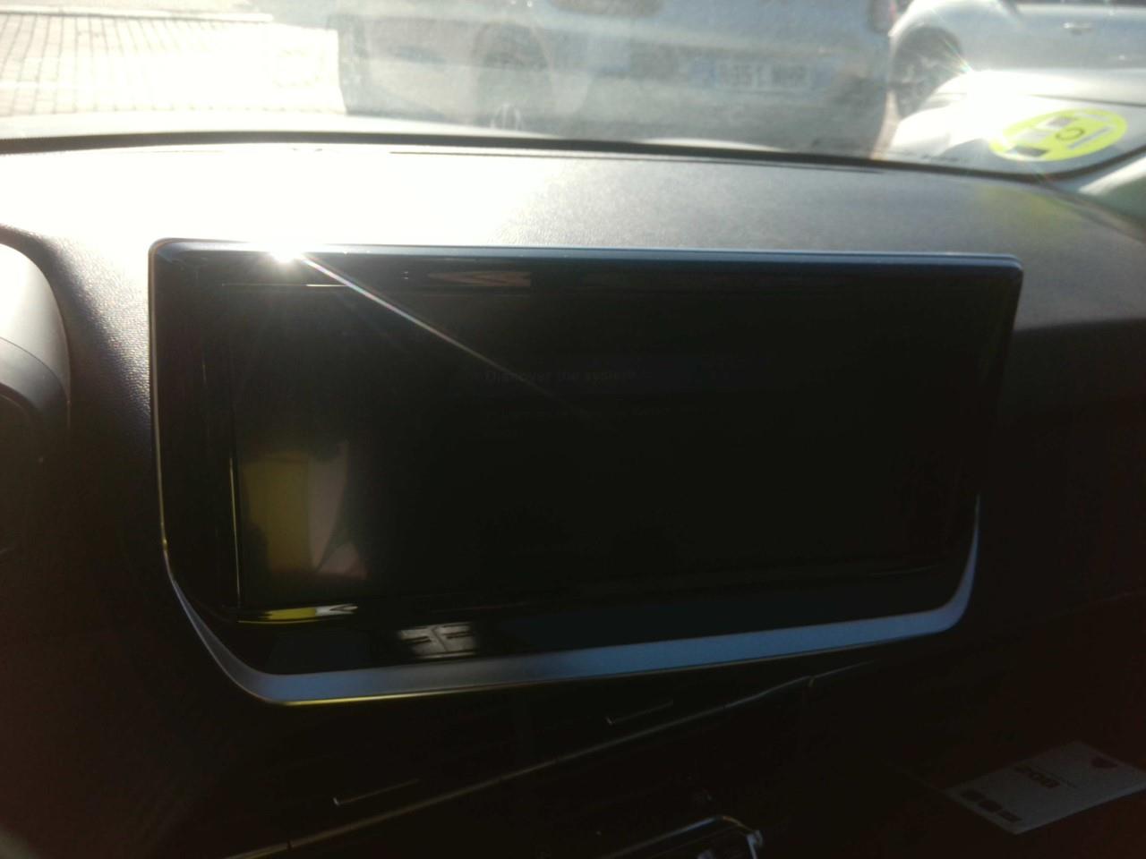 Foto Peugeot 208 10
