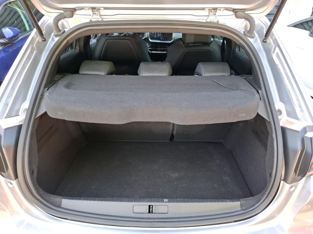 Peugeot 208 Hybrid 110 e-DCS6 GT 2025