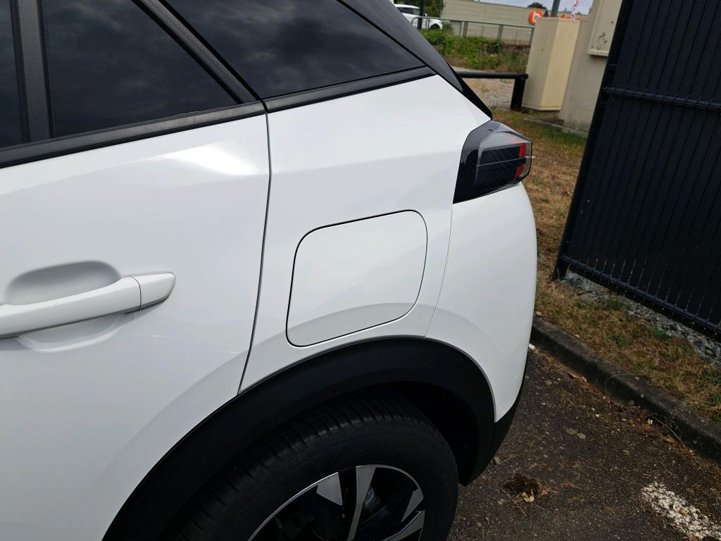 Peugeot 2008 BlueHDi 130 S&S EAT8 Allure 2022