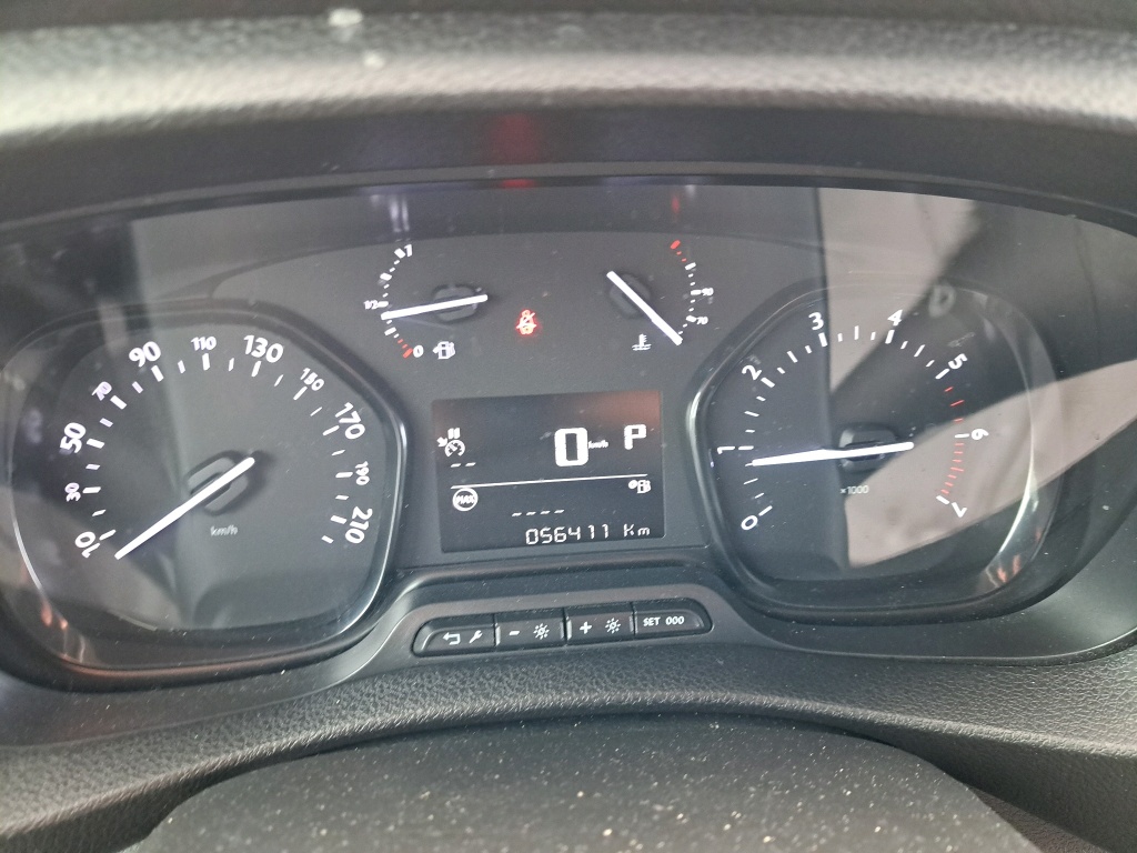 Peugeot EXPERT FGN TOLE STANDARD BLUEHDI 145 S&S EAT8 ASPHALT 2022