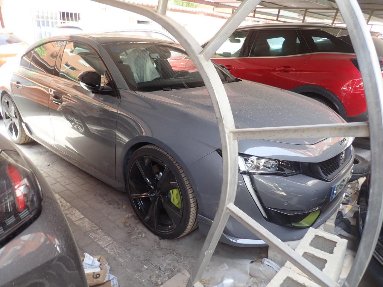 Foto Peugeot 508 Hybrid 4