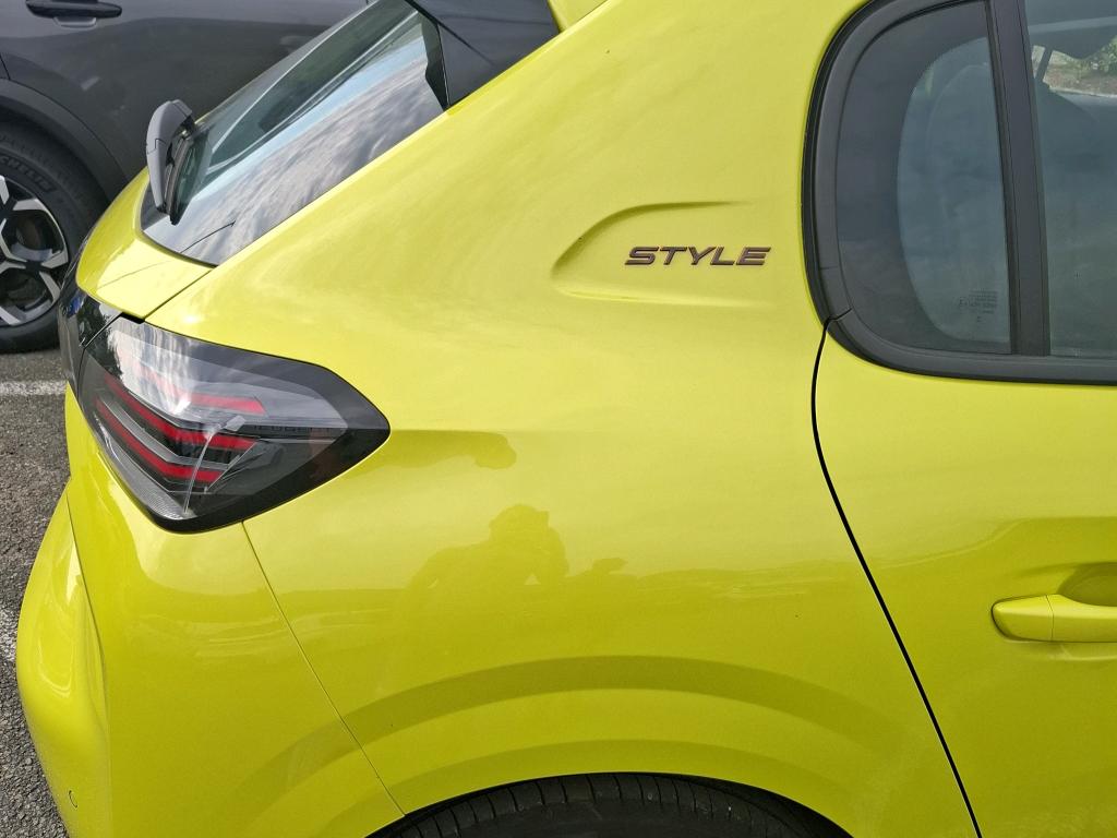 Peugeot 208 Hybrid 110 ch e-DCS6 Style 2025