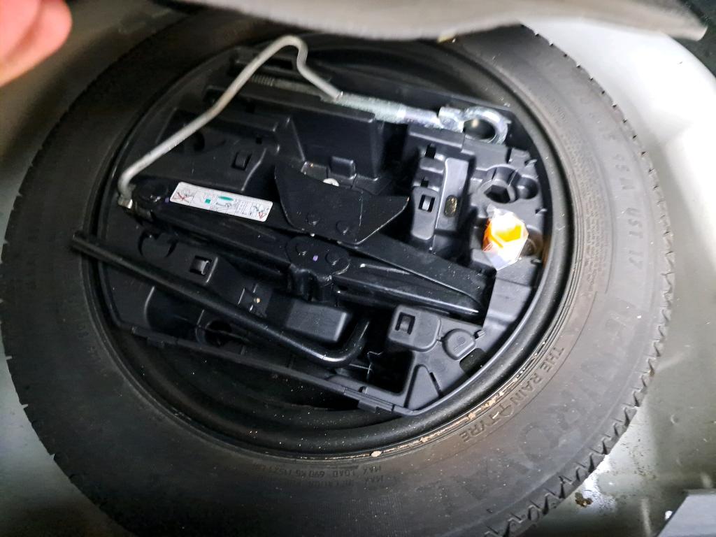 Peugeot 208 BLUEHDI 100 S&S BVM6 PREMIUM PACK 2021