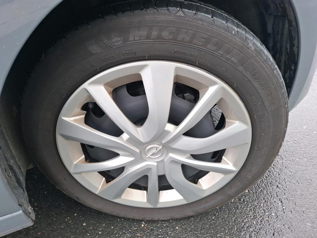 Opel Corsa 1.2 75 ch BVM5  2024