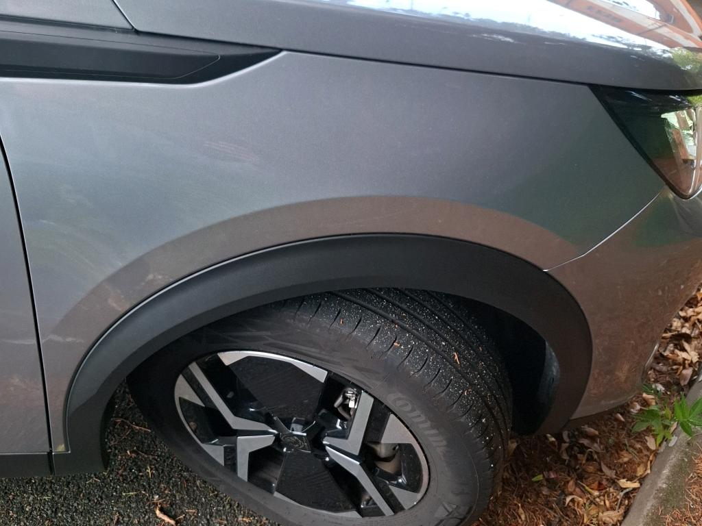 Peugeot 2008 Hybrid 145 ch e-DCS6 Allure 2025