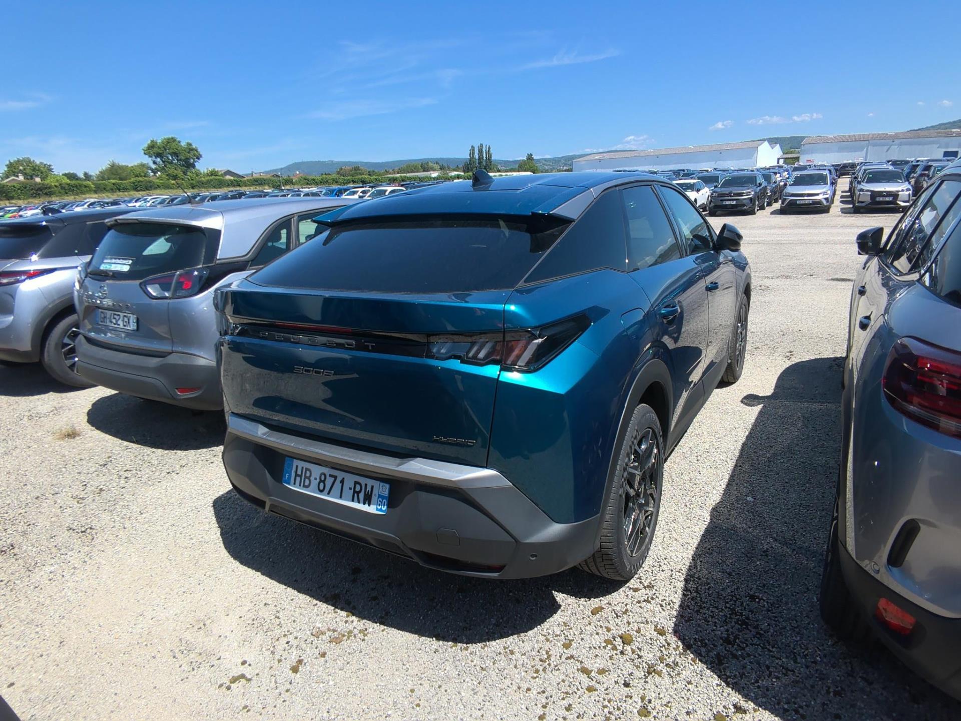 Peugeot 3008 Hybrid 136 e-DCS6 Allure 2025