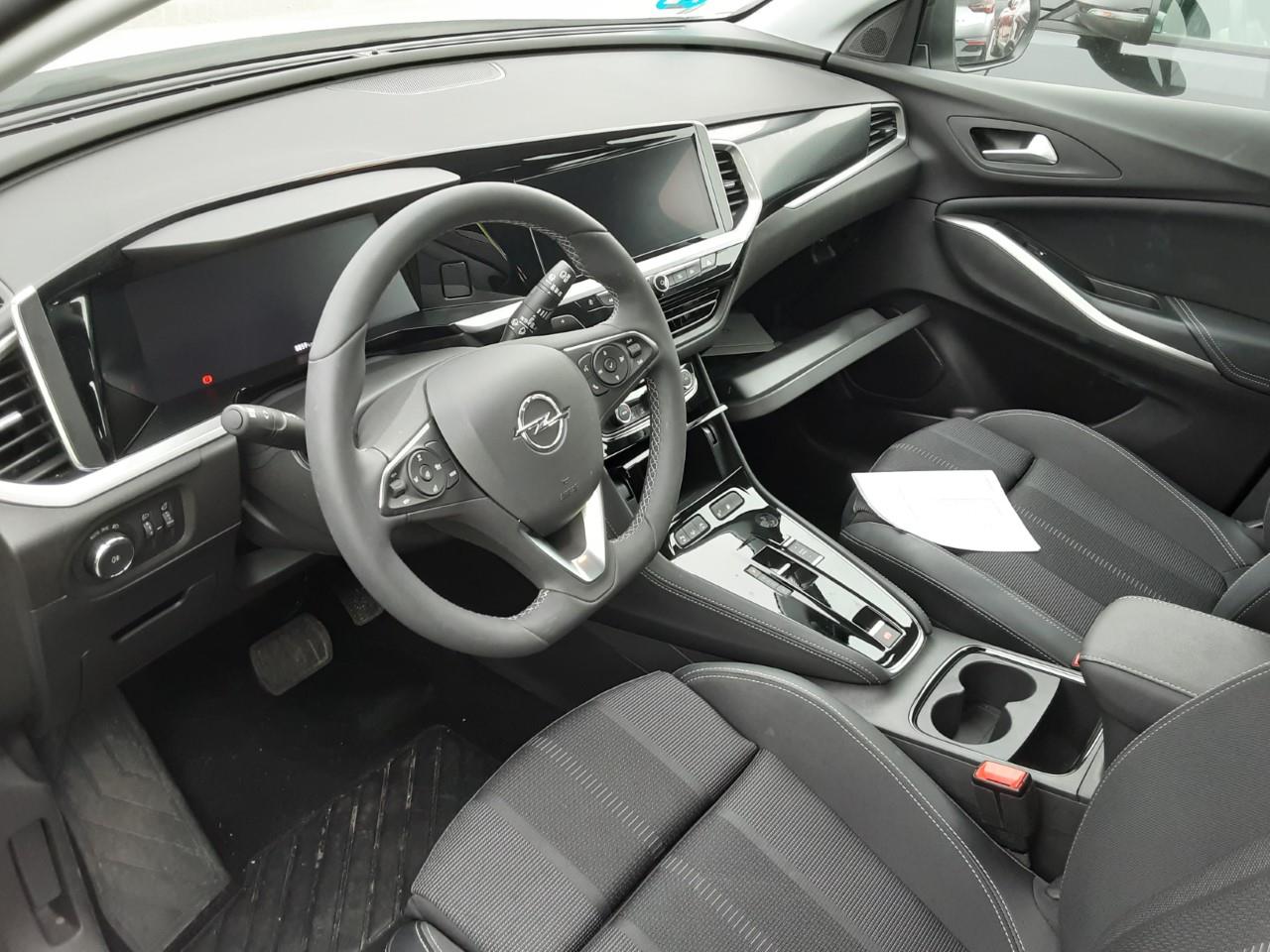 Foto Opel Grandland PHEV 3