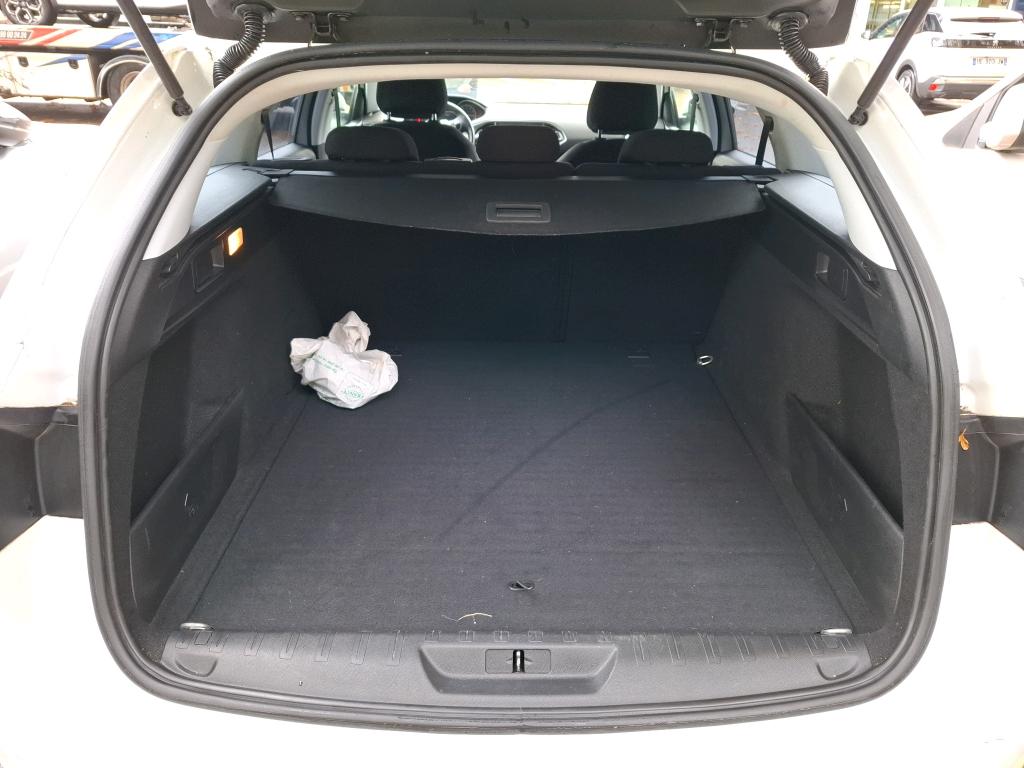 Peugeot 308 SW PureTech 110ch S&S BVM6 Active Pack 2021