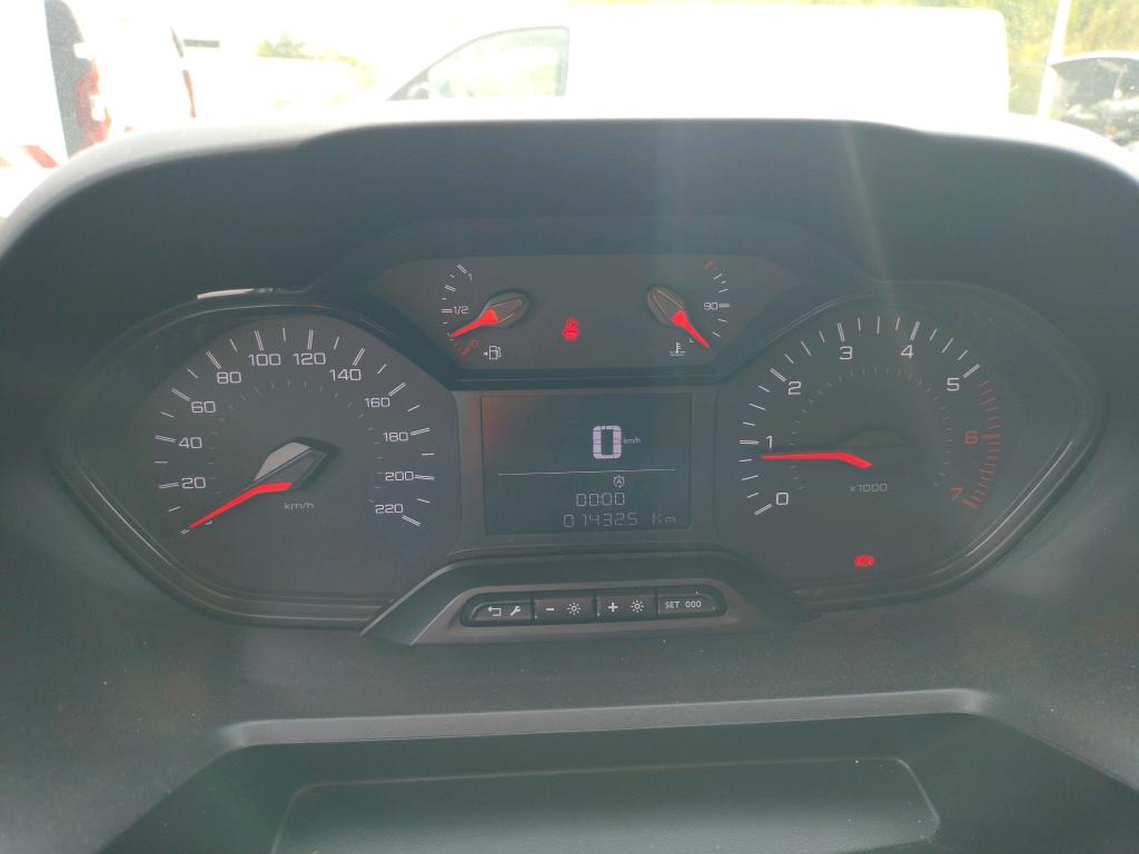 Peugeot PARTNER FOURGON STANDARD 650 KG BLUEHDI 100 S&S BVM5 PREMIUM 2020
