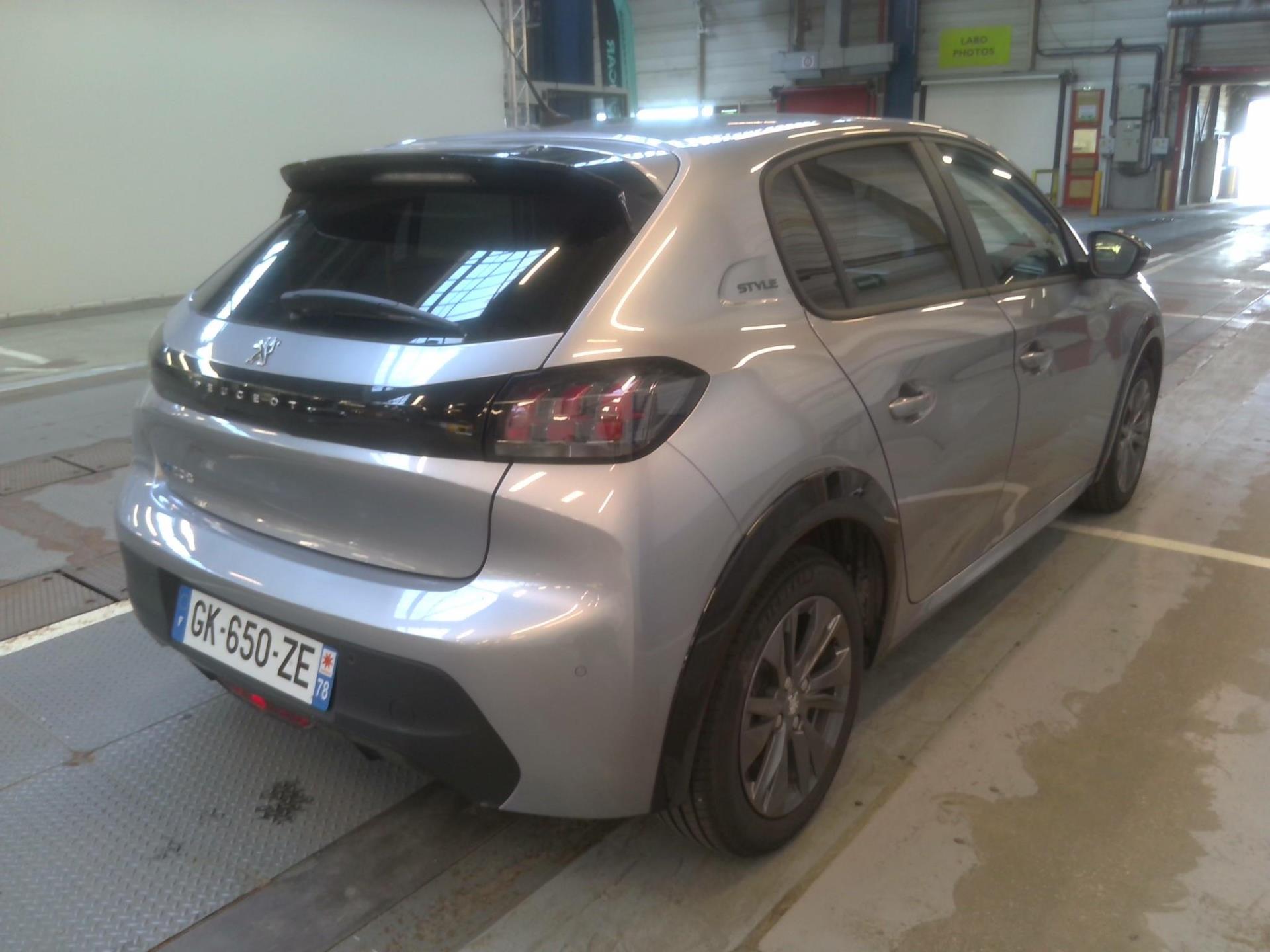 Peugeot 208 Electrique 50 kWh 136ch Style 2022