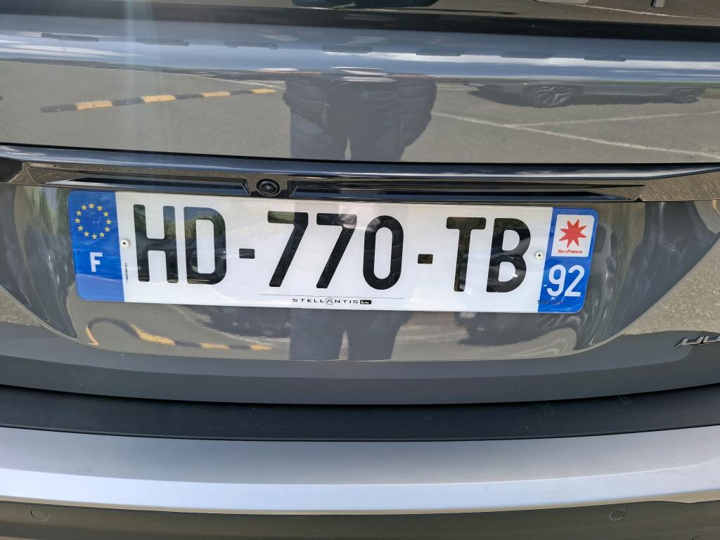 Peugeot 2008 Hybrid 145 e-DCS6 GT 2025