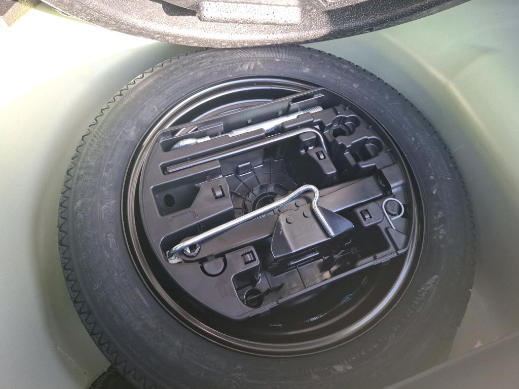 Peugeot 208 Hybrid 100 e-DCS6 GT 2024