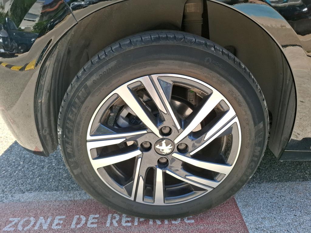 Peugeot 208 PureTech 100 S&S EAT8 Allure 2022