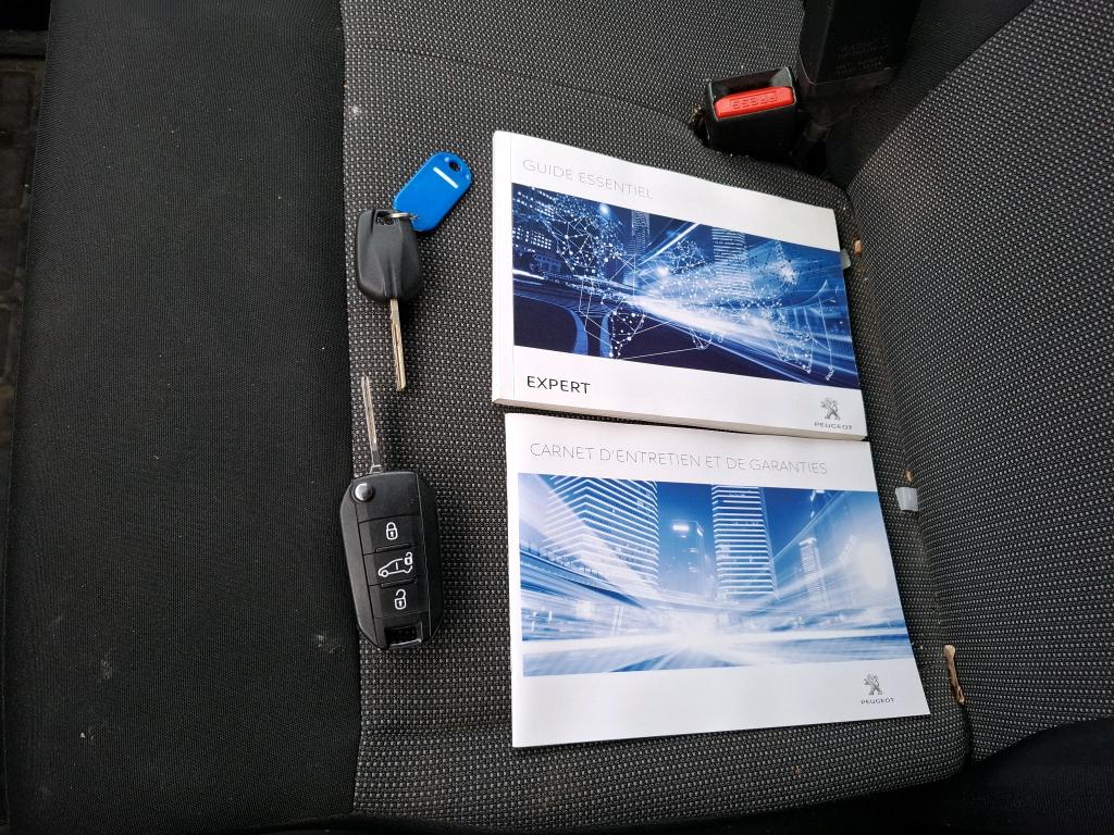 Peugeot EXPERT FGN TOLE STANDARD 2.0  BLUEHDI 120 S&S BVM6 PREMIUM 2018
