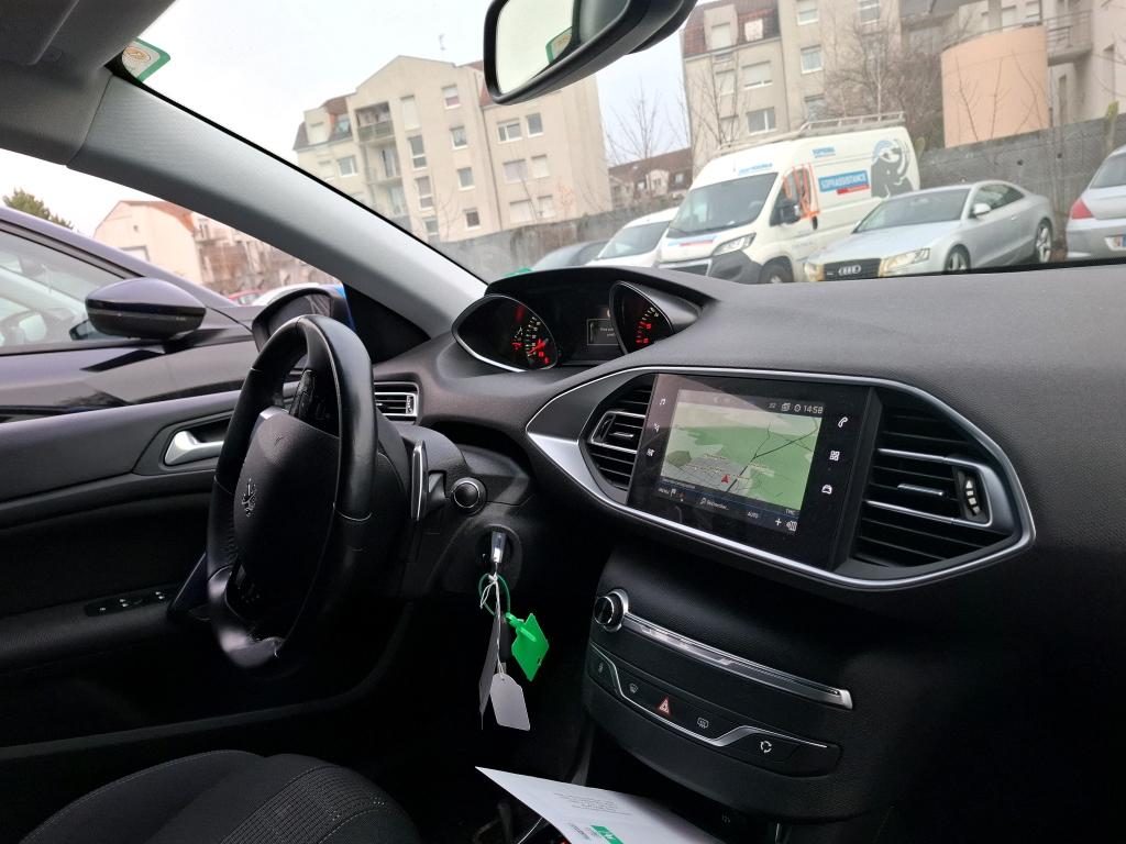 Peugeot 308 SW BlueHDi 130ch S&S EAT8 Allure 2021