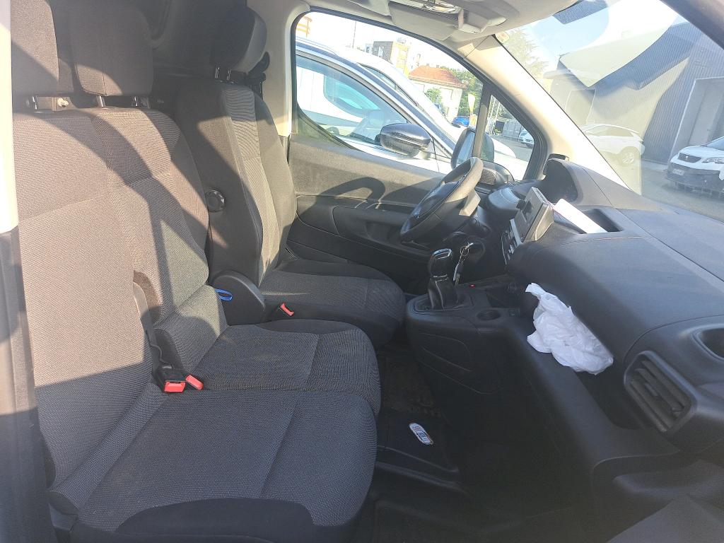 Peugeot PARTNER FOURGON STANDARD 650 KG BLUEHDI 100 BVM5 PREMIUM 2019