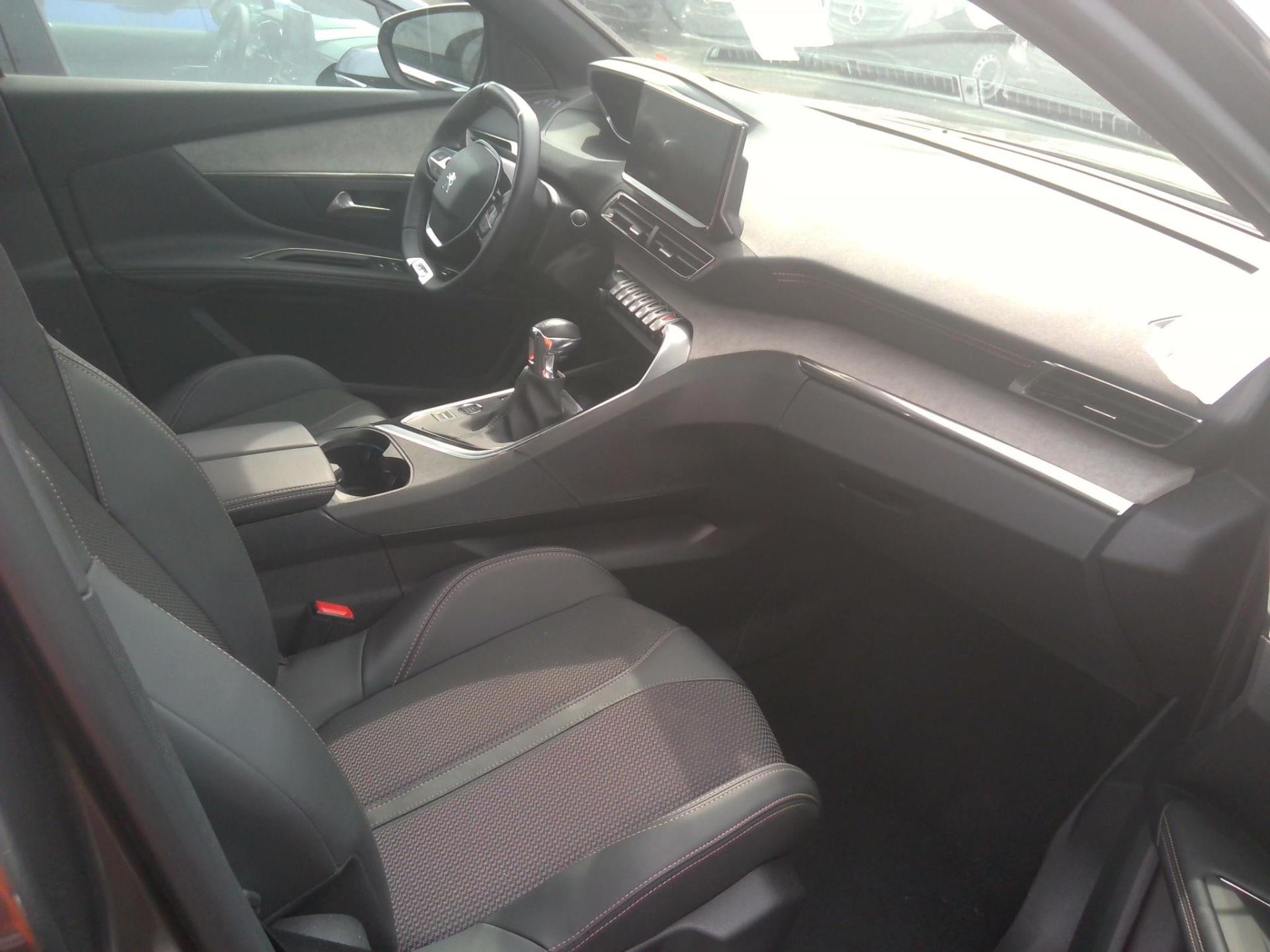 Peugeot 3008 PureTech 130ch S&S BVM6 GT 2023