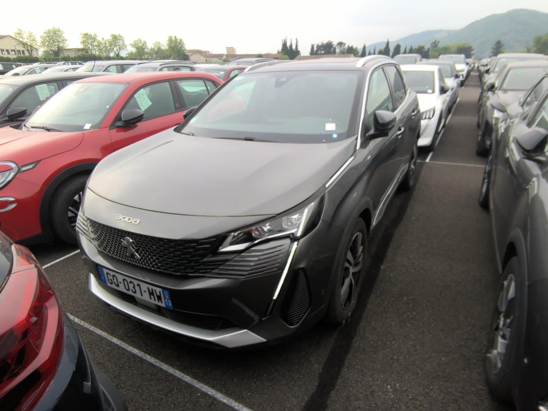 NV 3008 SUV