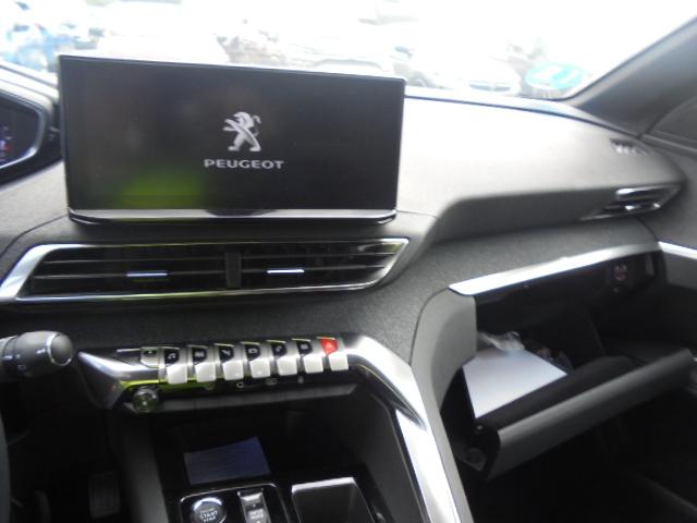 Foto Peugeot 3008 Hybrid 9