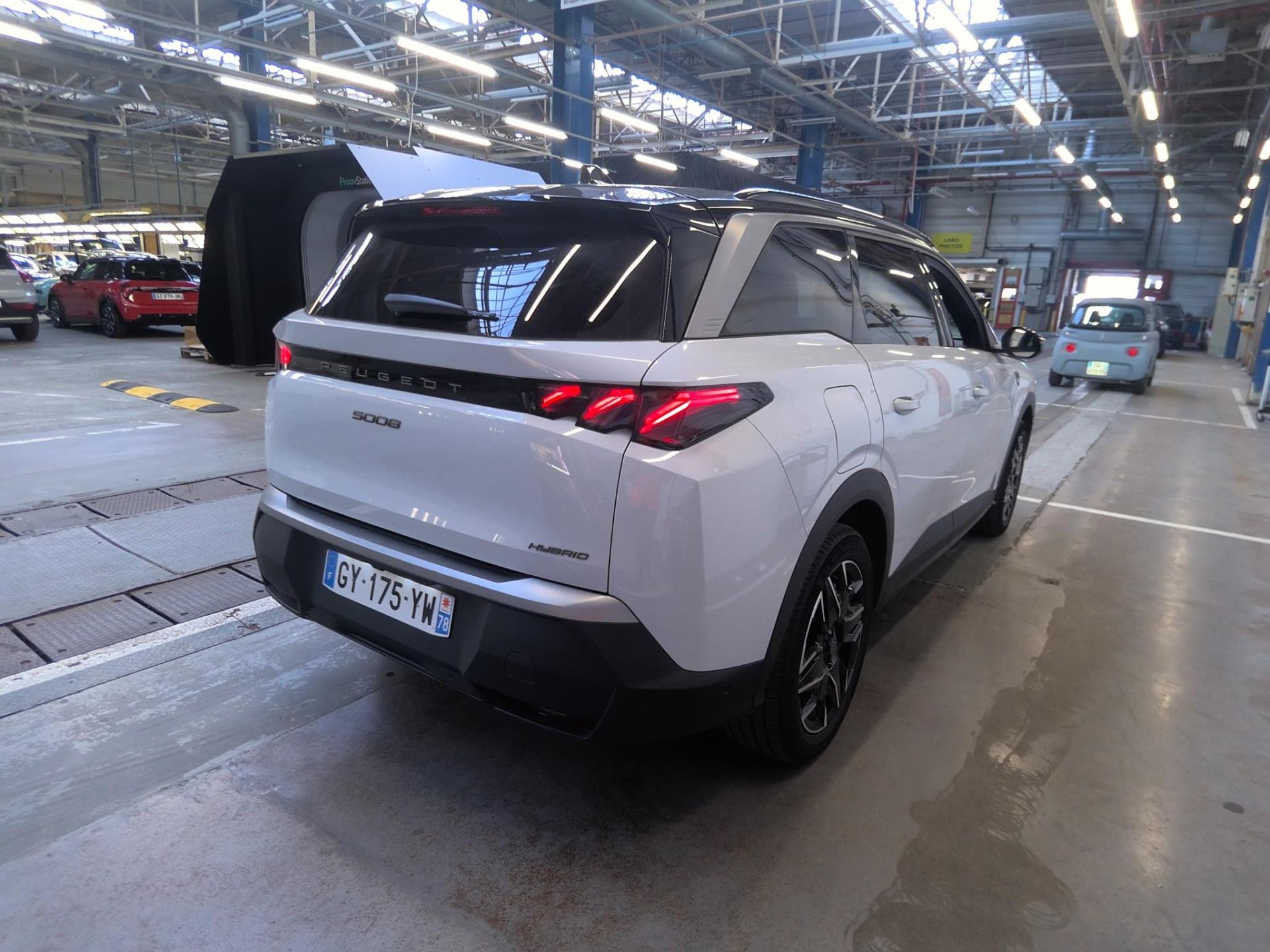 Peugeot 5008 Hybrid 136 e-DCS6 GT 2024