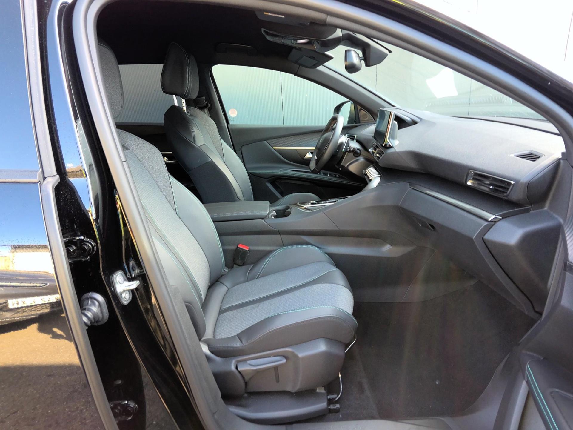 Peugeot 5008 BlueHDi 130ch S&S EAT8 Allure Pack 2024