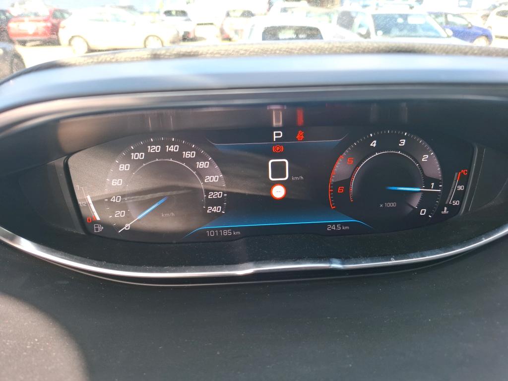 Peugeot 3008 BlueHDi 130ch S&S EAT8 Active Business 2021