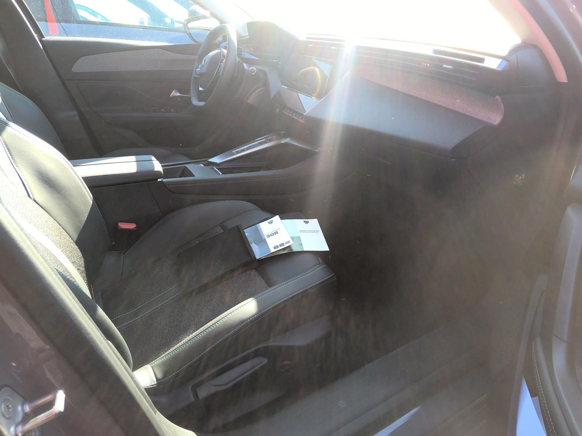 Peugeot 308 SW BlueHDi 130ch S&S EAT8 Allure 2024