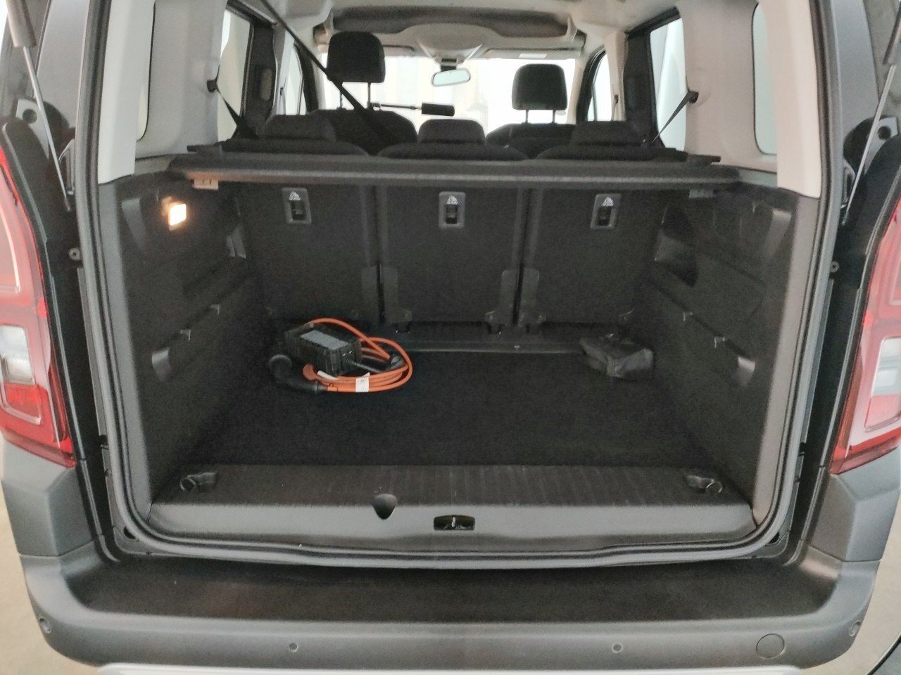 Citroen e-Berlingo Taille M 136 ch 100 kWh Automatique Shine 2022