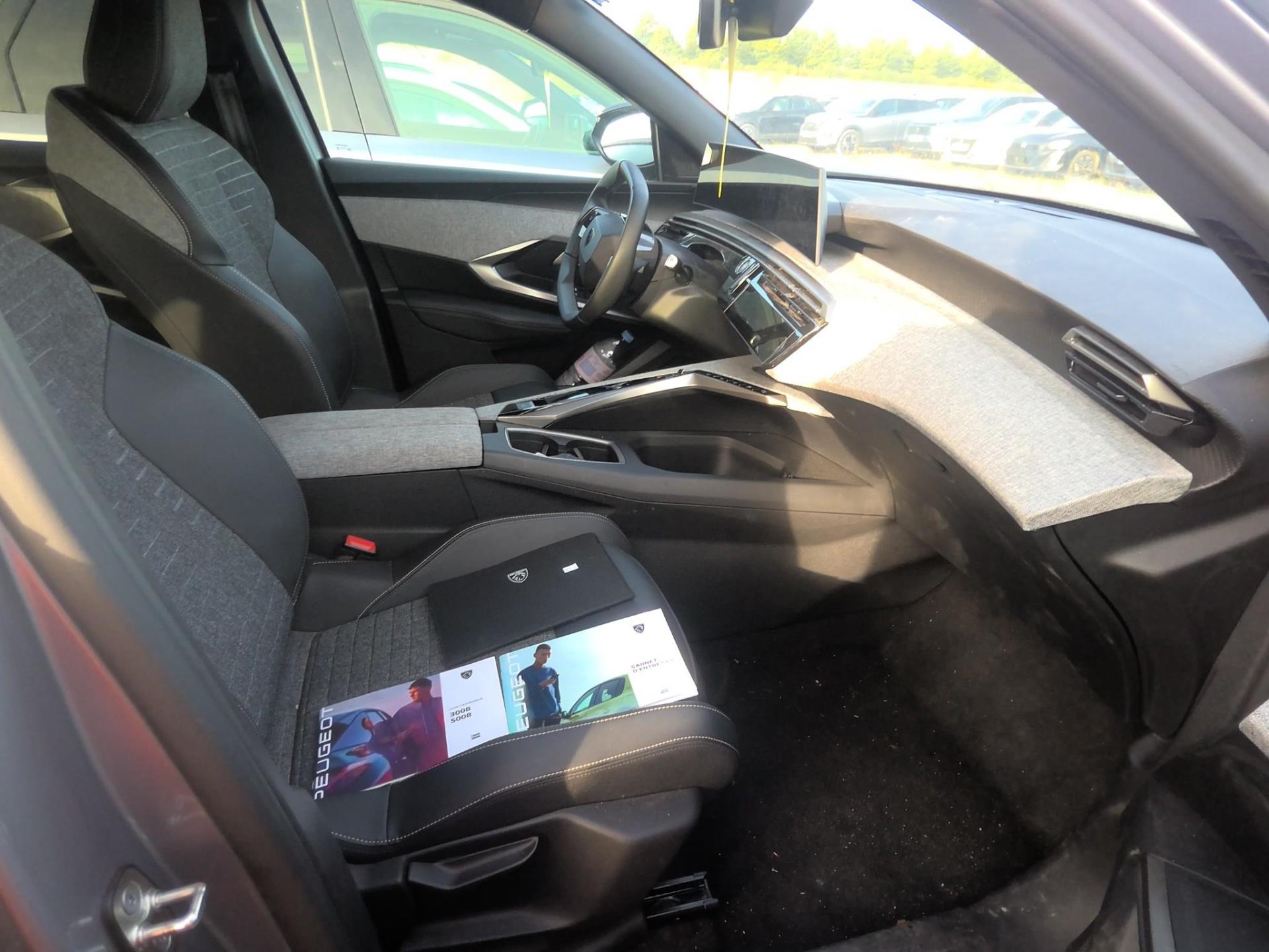 Peugeot 3008 Electrique 210 ch 73 kWh Allure 2025