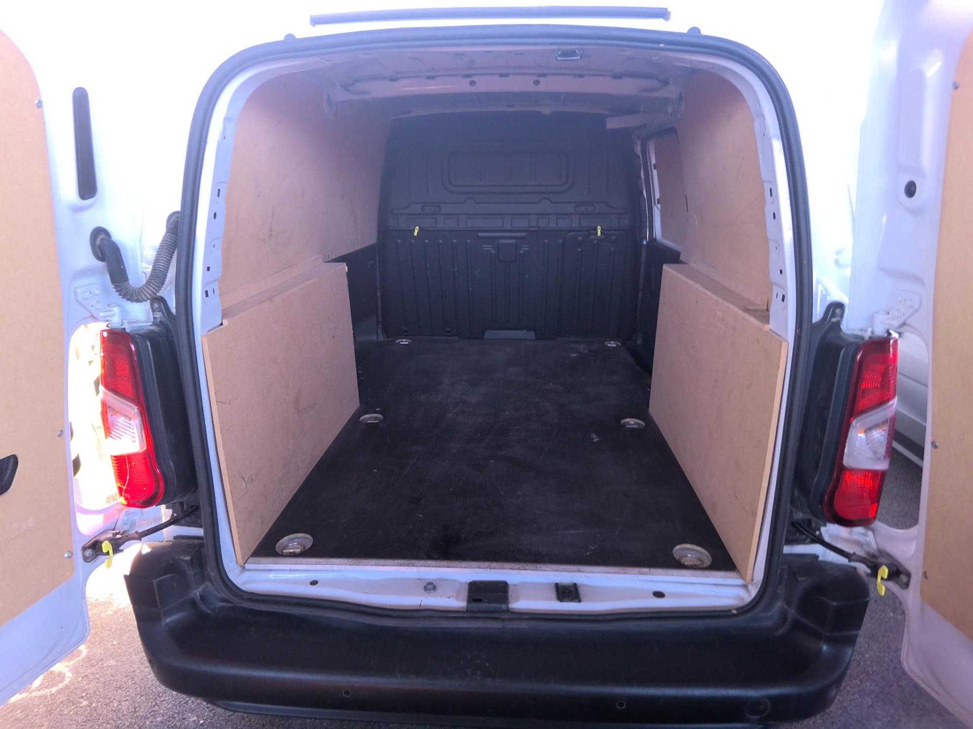 Peugeot PARTNER FOURGON XL 950 KG BLUEHDI 100 S&S BVM6  2023