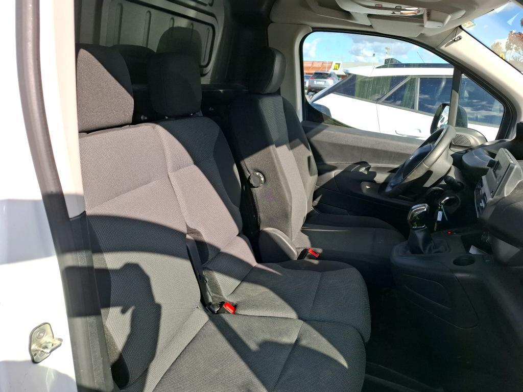 Peugeot PARTNER FOURGON STANDARD 650 KG BLUEHDI 100 S&S BVM5 PREMIUM 2021