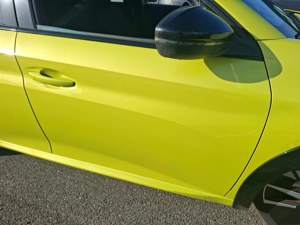 Peugeot 208 Hybrid 100 e-DCS6 GT 2024