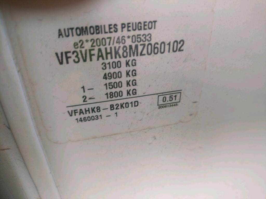 Peugeot EXPERT FGN TOLE STANDARD 2.0  BLUEHDI 120 S&S EAT8 ASPHALT 2021