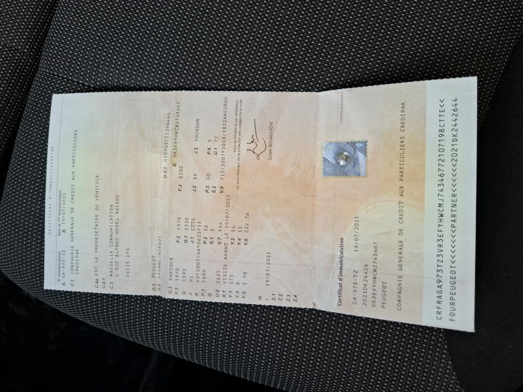 Peugeot PARTNER FOURGON STANDARD 650 KG BLUEHDI 75 BVM5 PREMIUM 2021