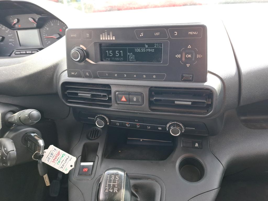 Peugeot PARTNER FOURGON STANDARD 650 KG BLUEHDI 100 BVM5 PREMIUM 2019