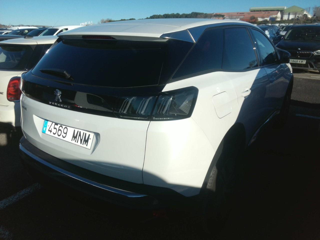Peugeot 3008 3008 Allure Pack Gasolina 130 S&S 6 Vel. MAN