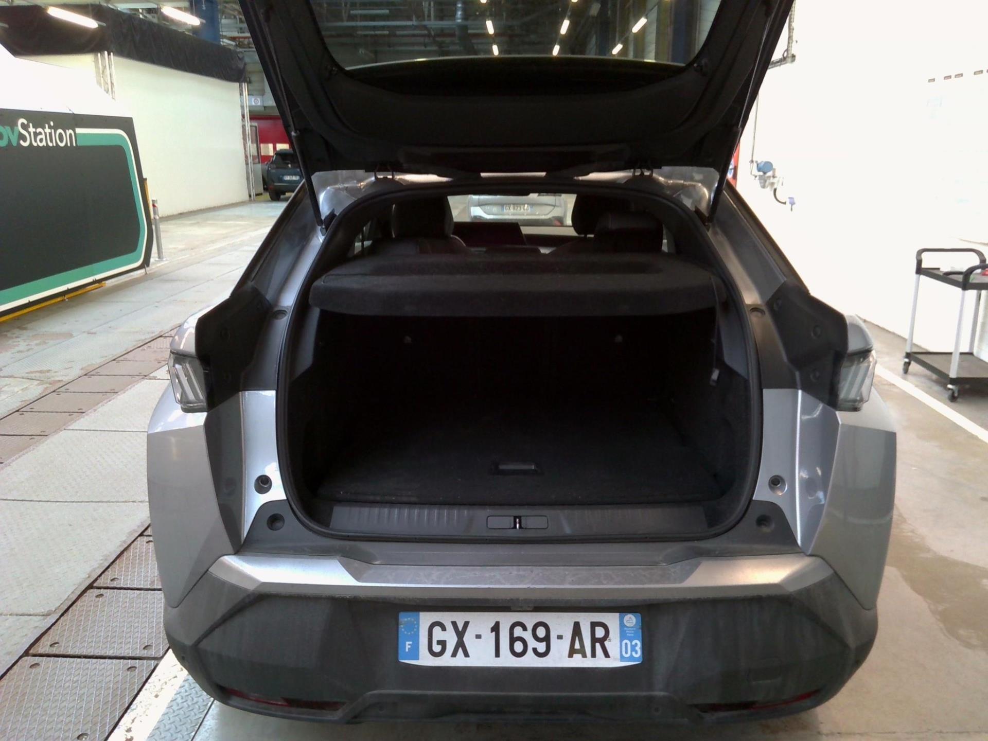 Peugeot 3008 Hybrid 136 e-DCS6 Allure 2024