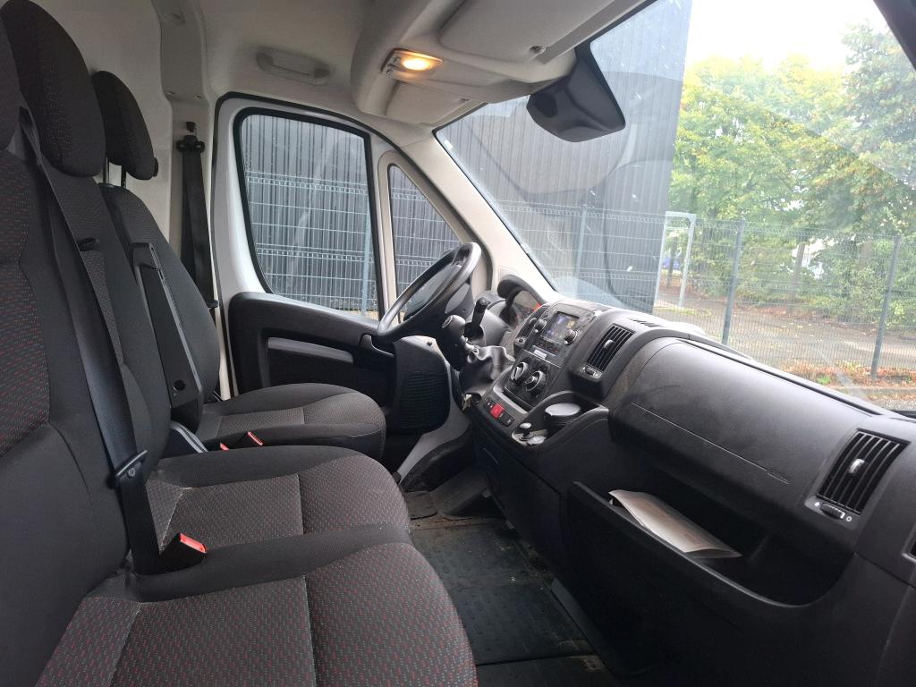Peugeot BOXER TOLE 335 L2H2 BLUEHDI 140 S&S ASPHALT 2023